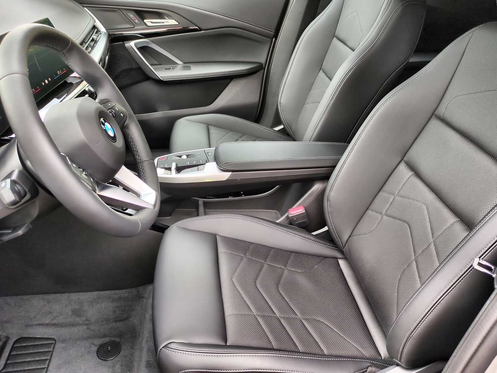 Thumbnail: 2026 BMW X1 - 16