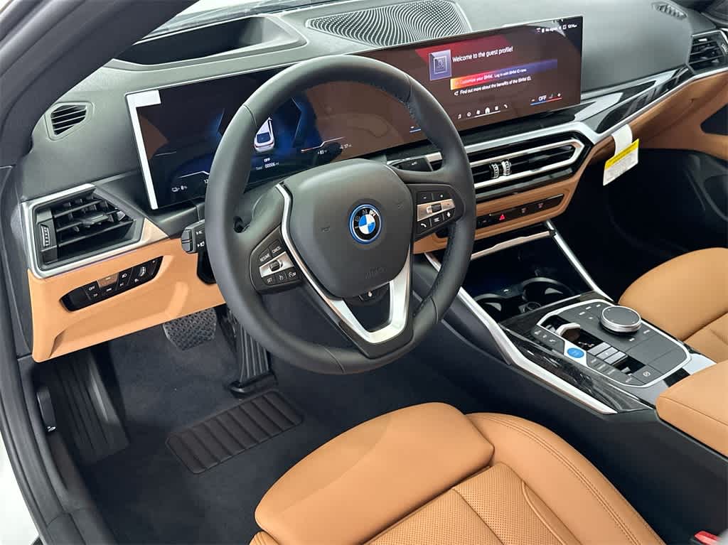 Thumbnail: 2024 BMW i4 - 10
