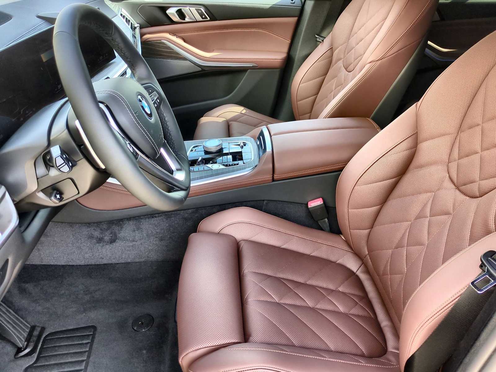 Thumbnail: 2026 BMW X5 - 16