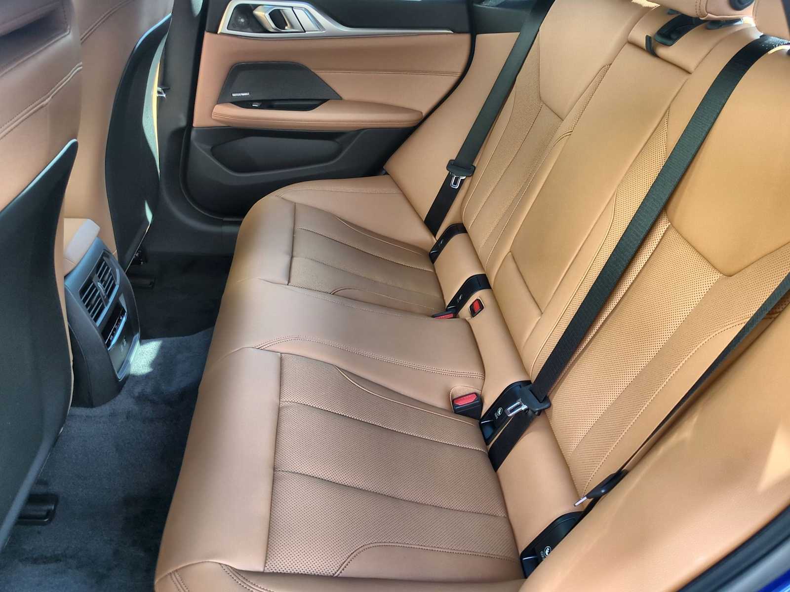 Thumbnail: 2025 BMW i4 - 20