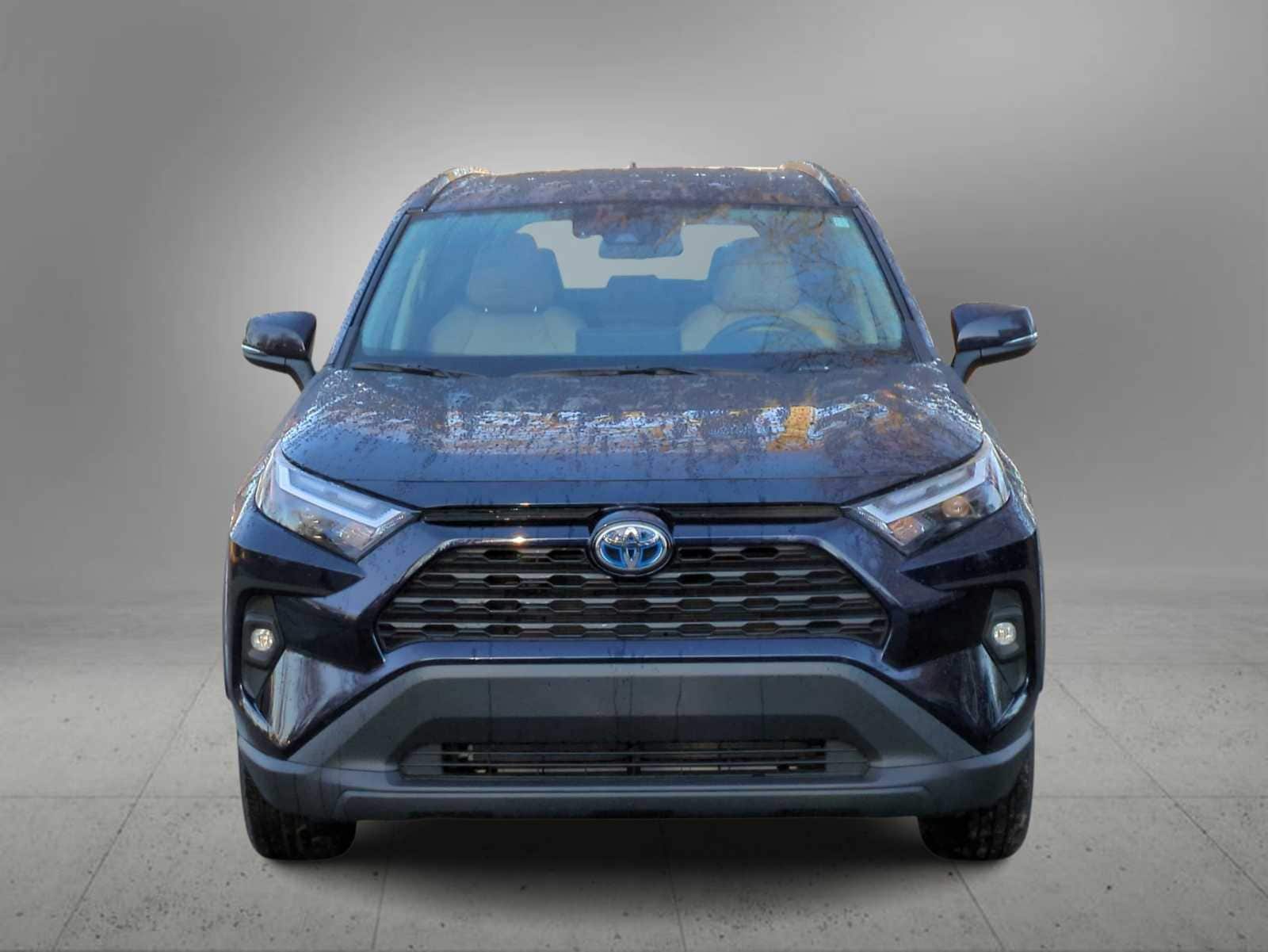 Thumbnail: 2023 Toyota RAV4 - 3
