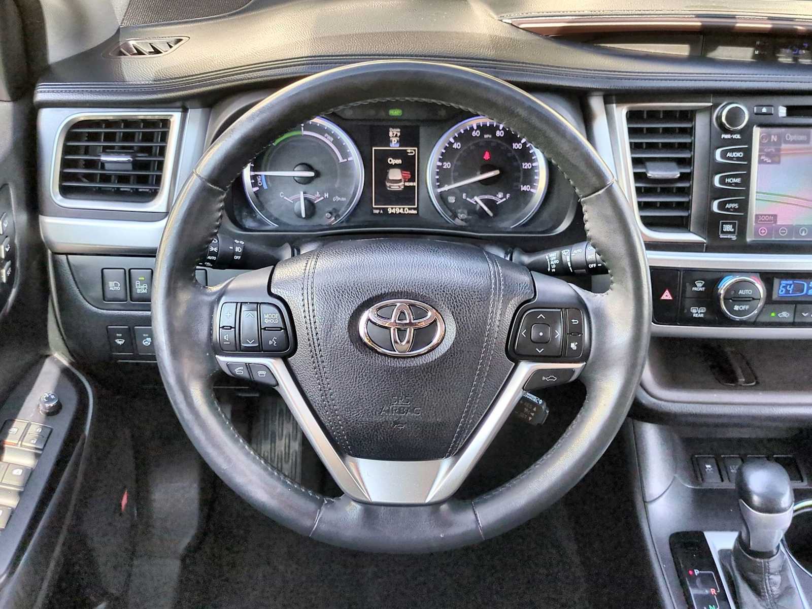 Thumbnail: 2016 Toyota Highlander - 24