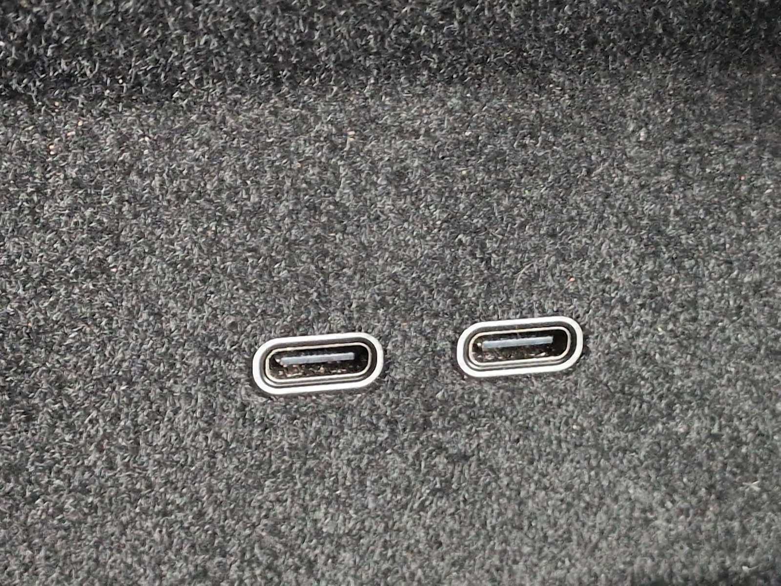 Thumbnail: 2025 Cadillac Escalade IQ - 32