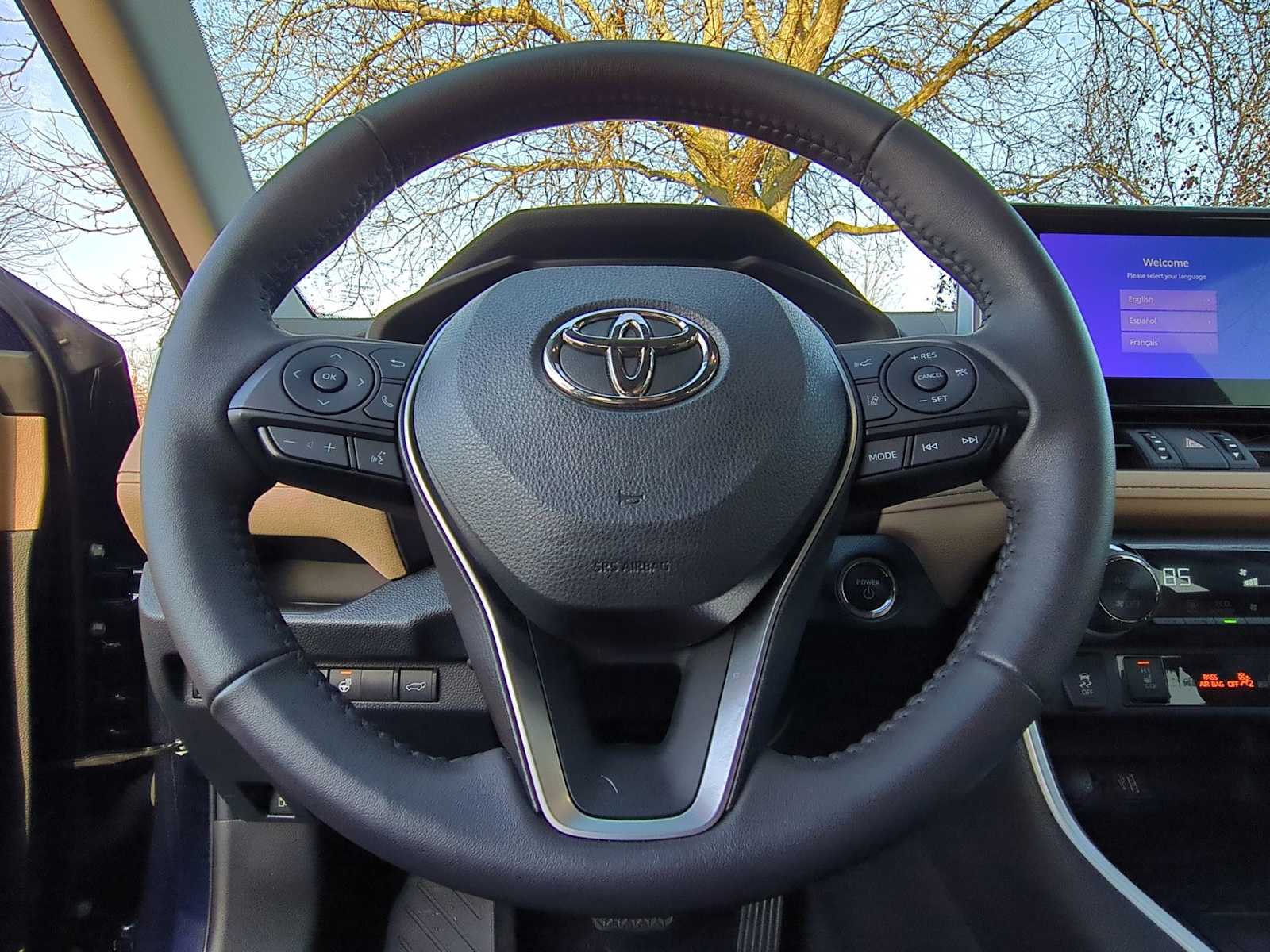 Thumbnail: 2023 Toyota RAV4 - 25