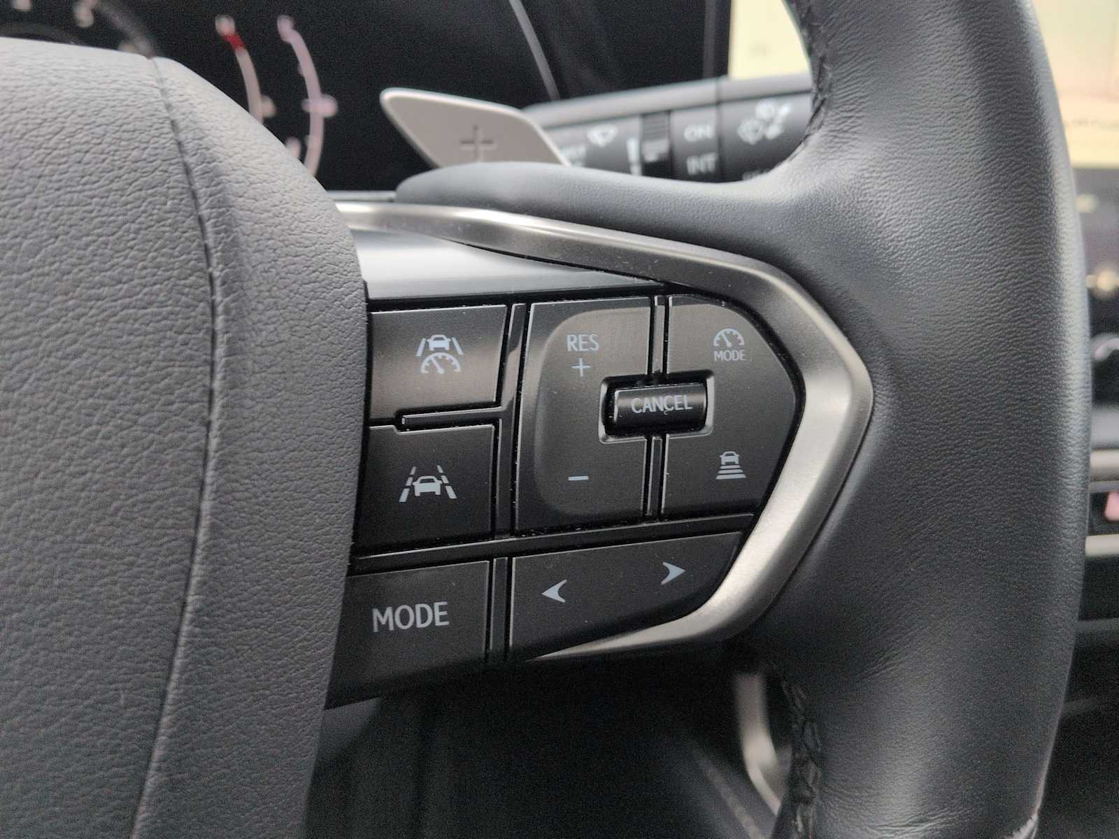 Thumbnail: 2023 Lexus RX - 31