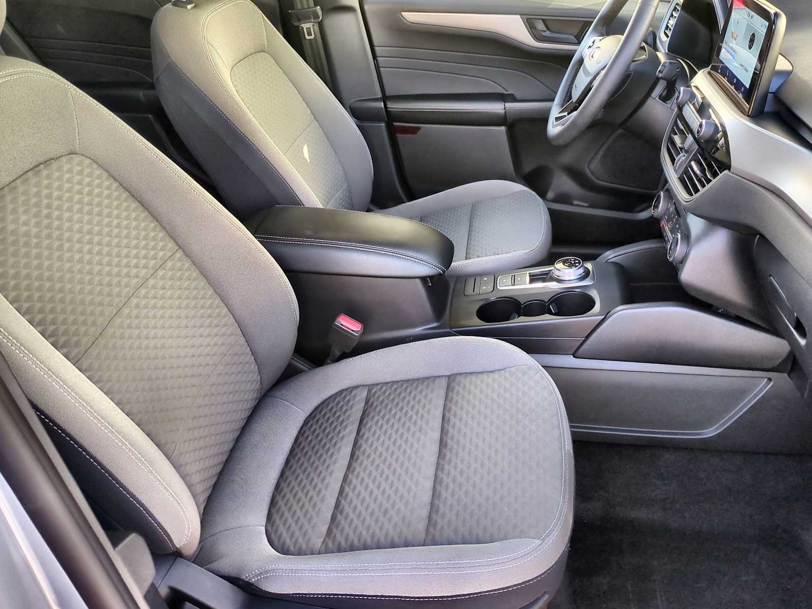 Thumbnail: 2022 Ford Escape - 23