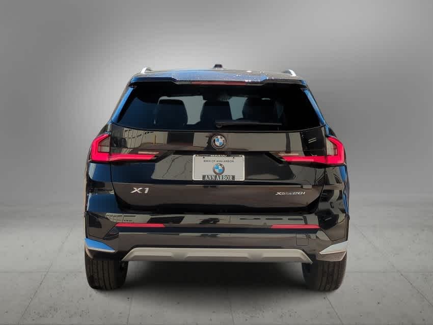 2025 BMW X1 xDrive28i 7