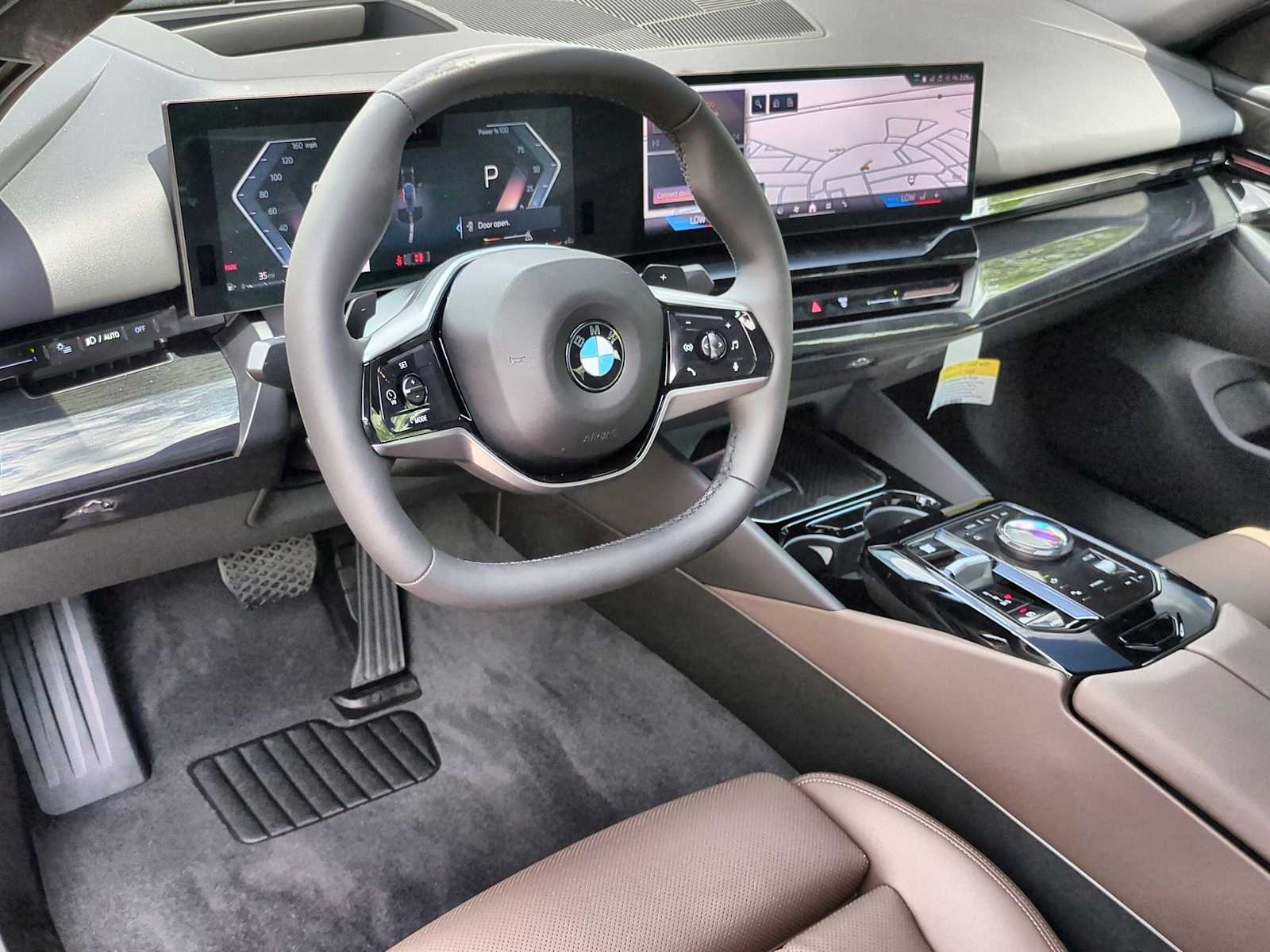 Thumbnail: 2026 BMW 5 Series - 10