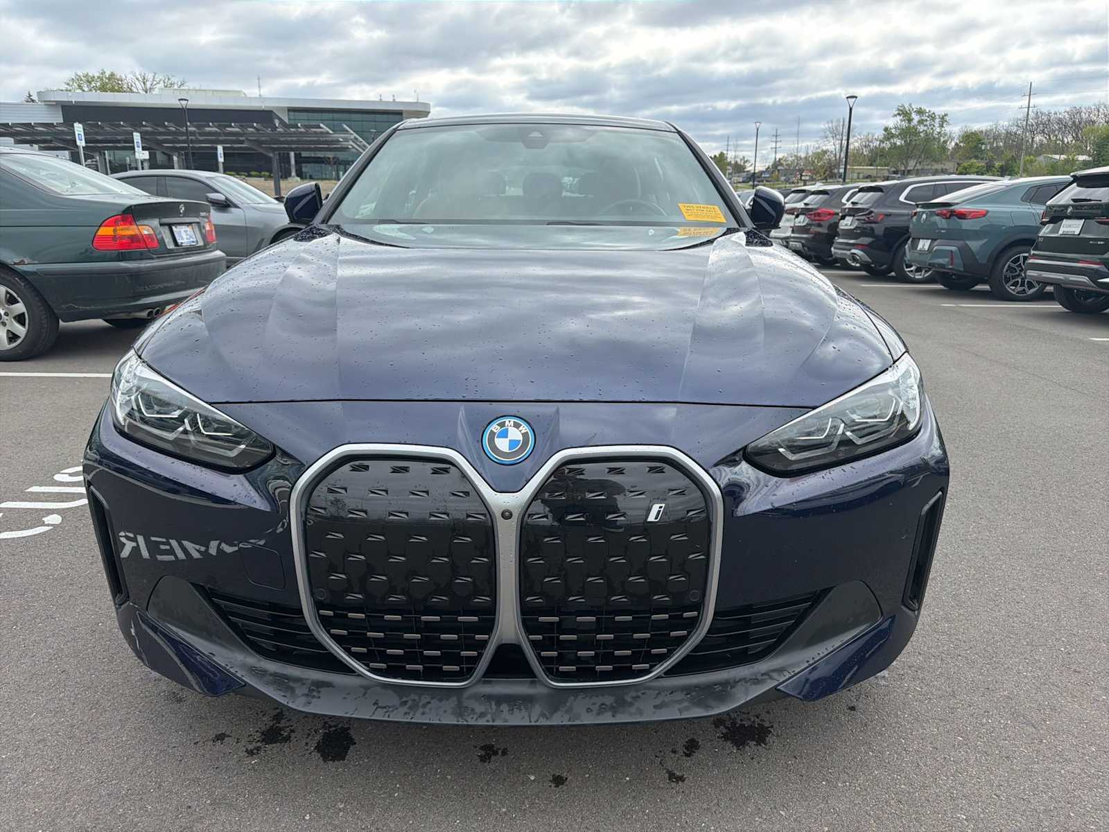 Thumbnail: 2023 BMW i4 - 2