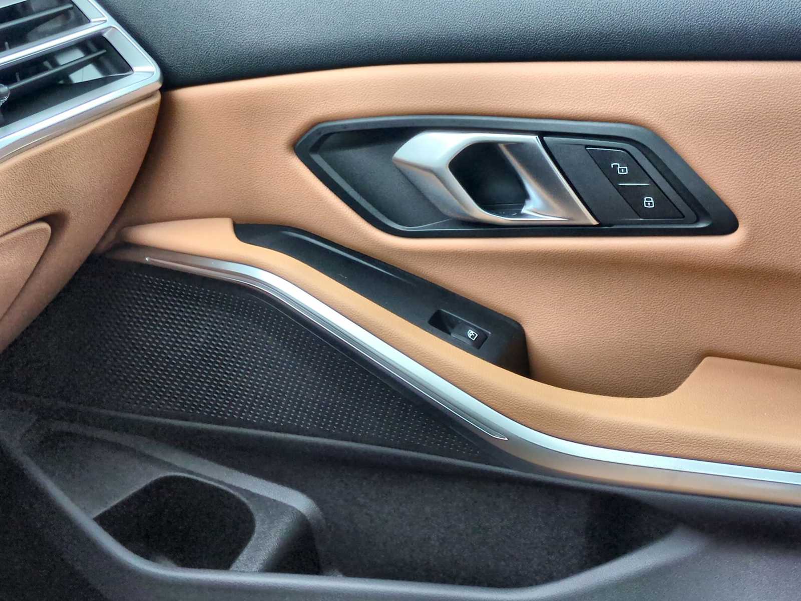 2026 BMW 3 Series 330i - Photo 38