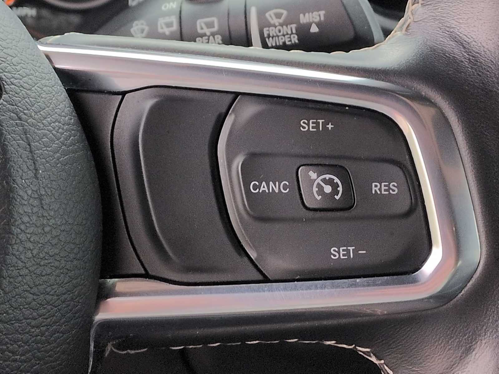 Thumbnail: 2018 Jeep Wrangler - 22