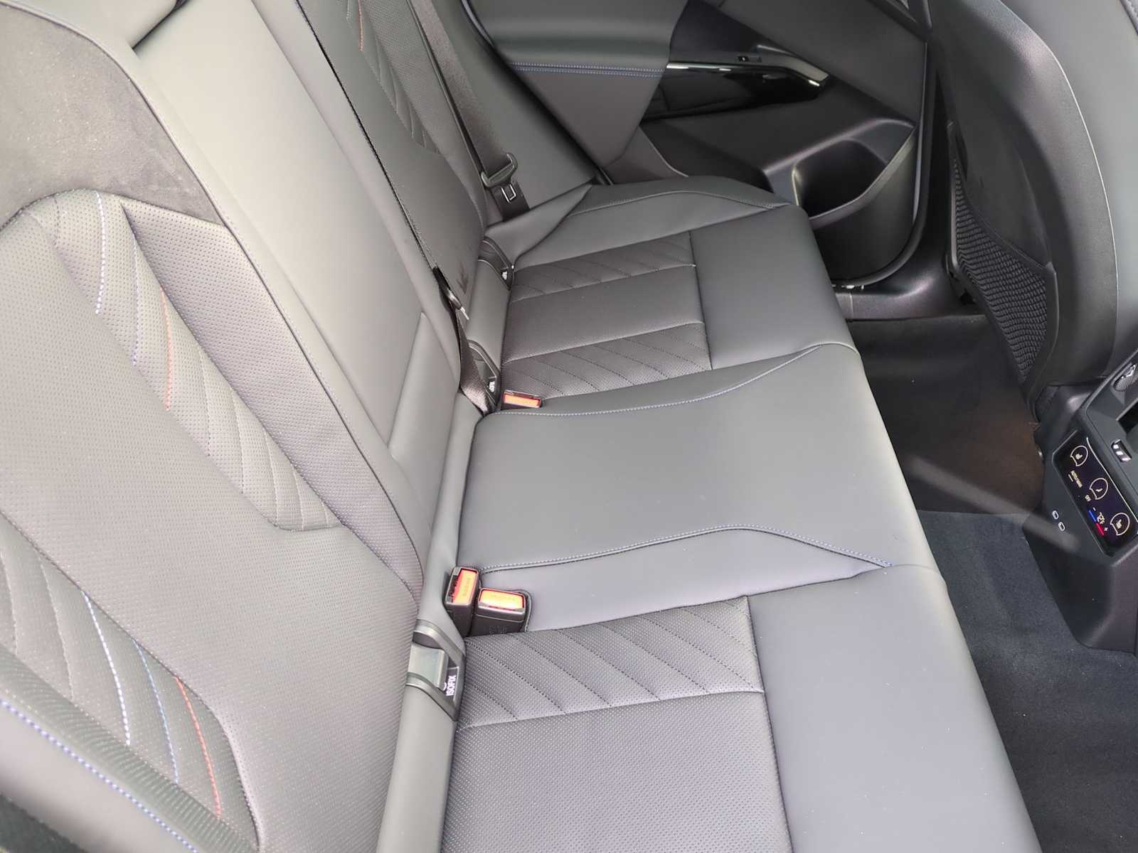 Thumbnail: 2026 BMW X3 - 21