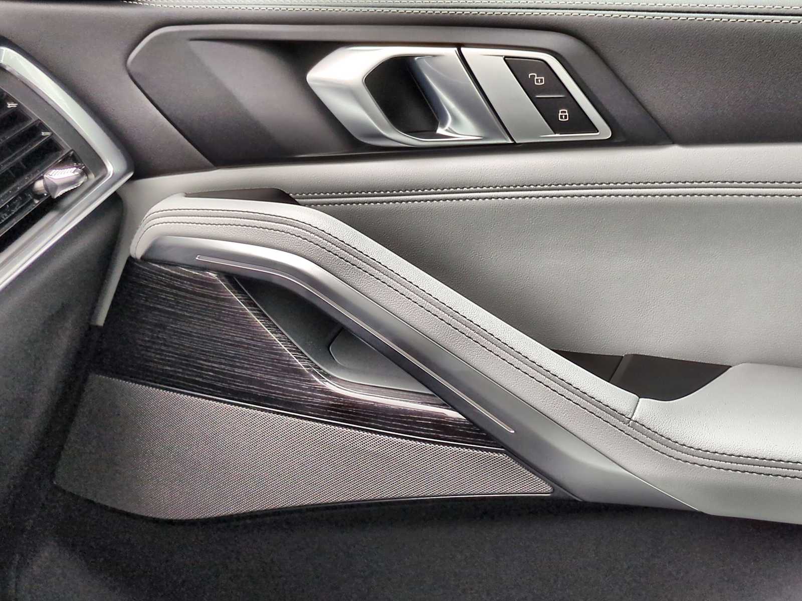 Thumbnail: 2026 BMW X6 - 38