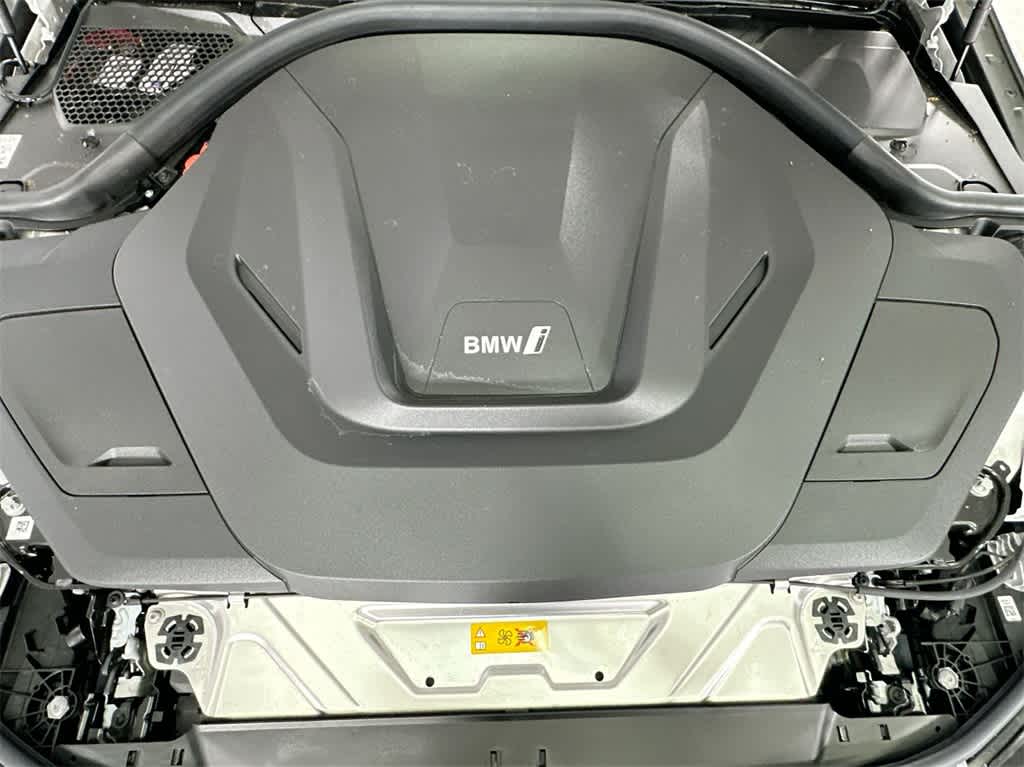 Thumbnail: 2024 BMW i4 - 17