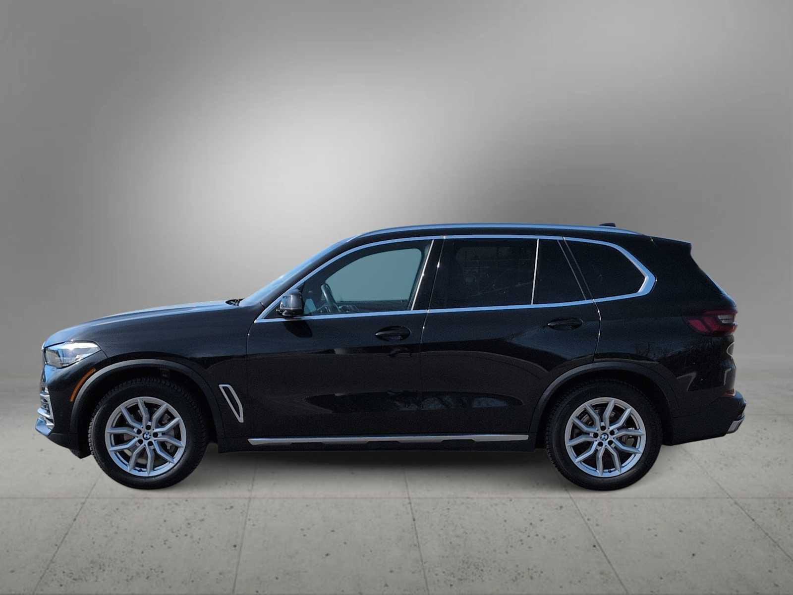 Thumbnail: 2021 BMW X5 - 5