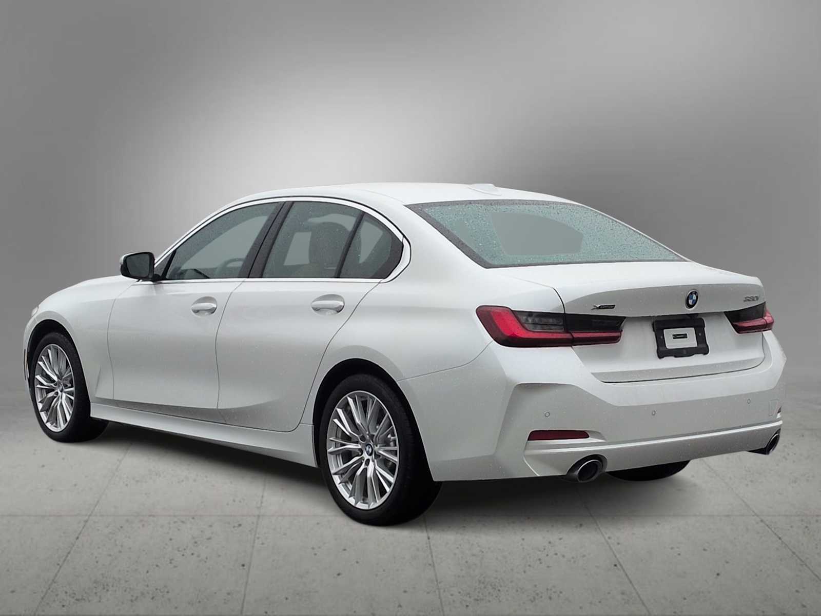 Thumbnail: 2024 BMW 3 Series - 6