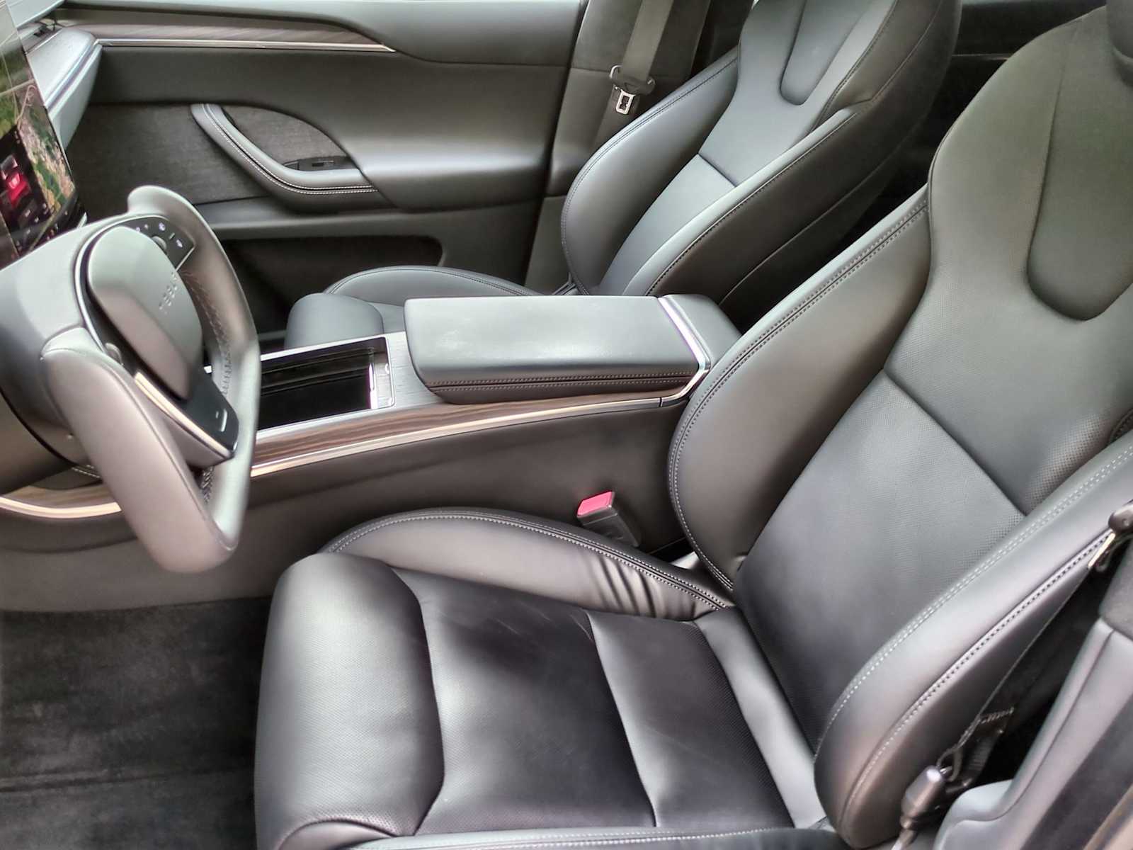 Thumbnail: 2022 Tesla Model X - 16