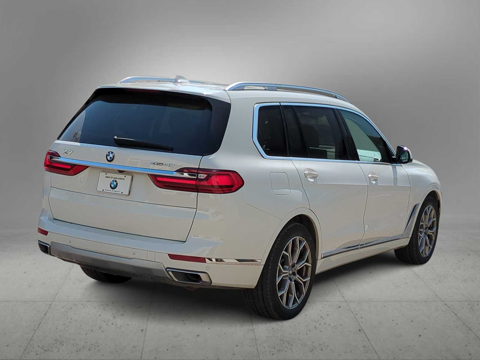 Thumbnail: 2022 BMW X7 - 8