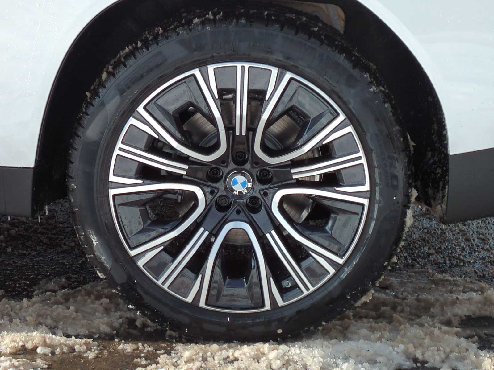 Thumbnail: 2026 BMW X3 - 13