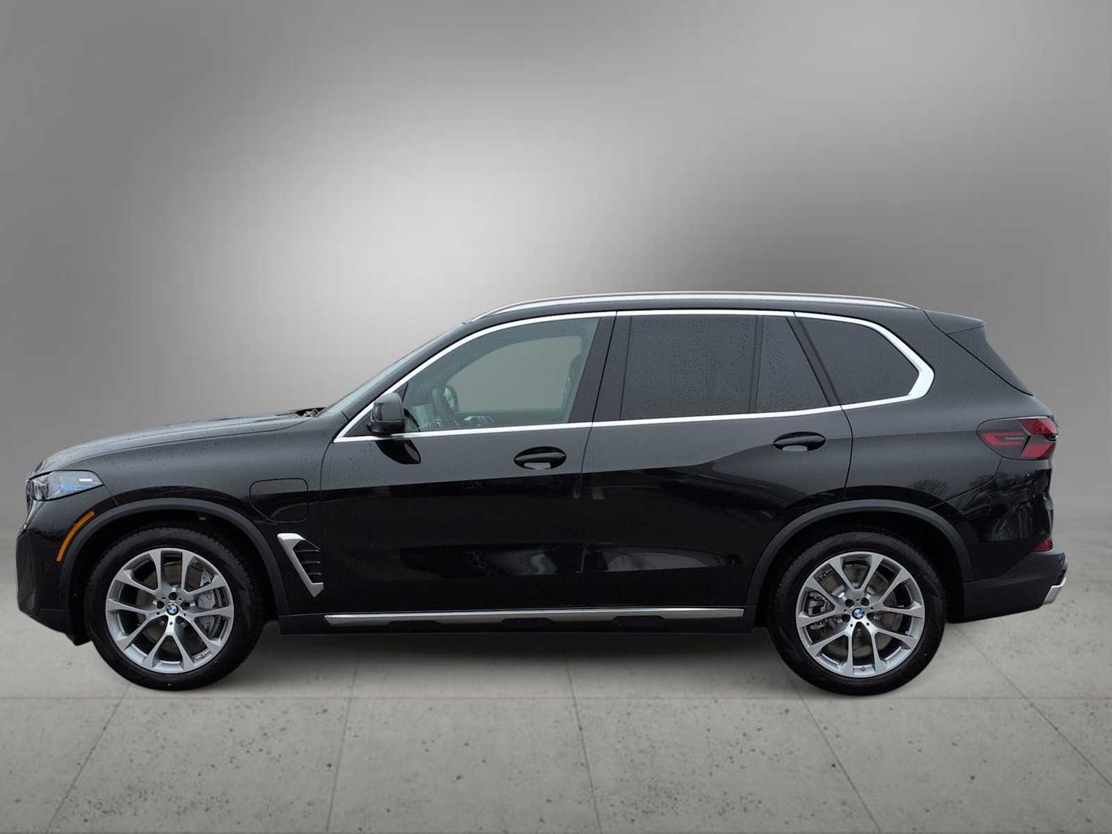 Thumbnail: 2026 BMW X5 - 5