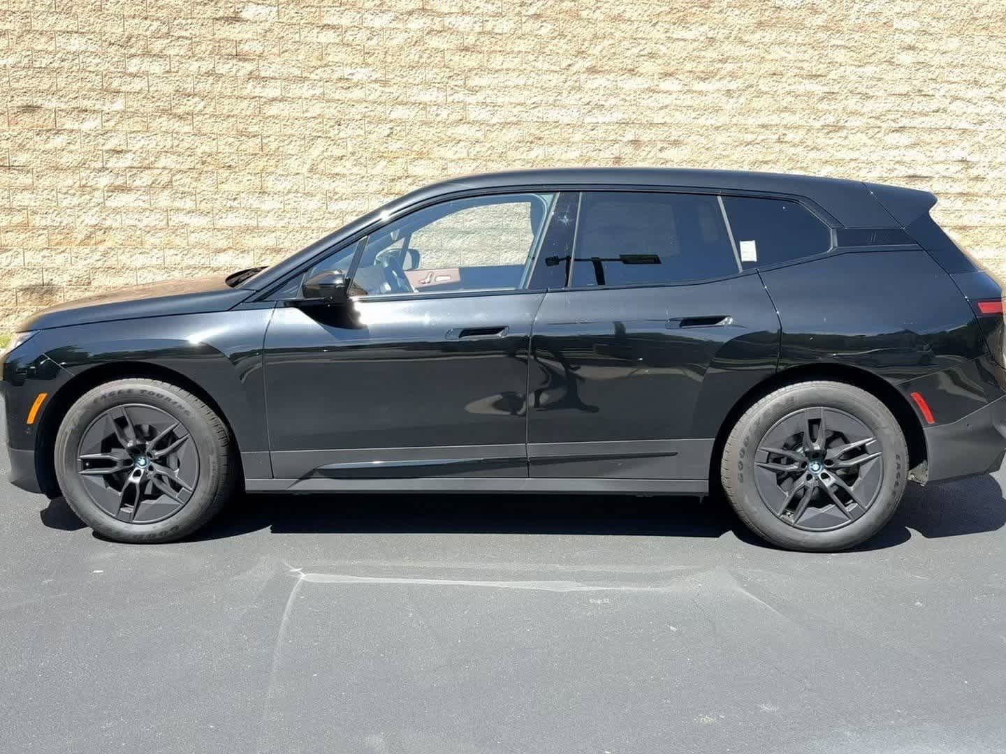 2024 Bmw iX photo 3