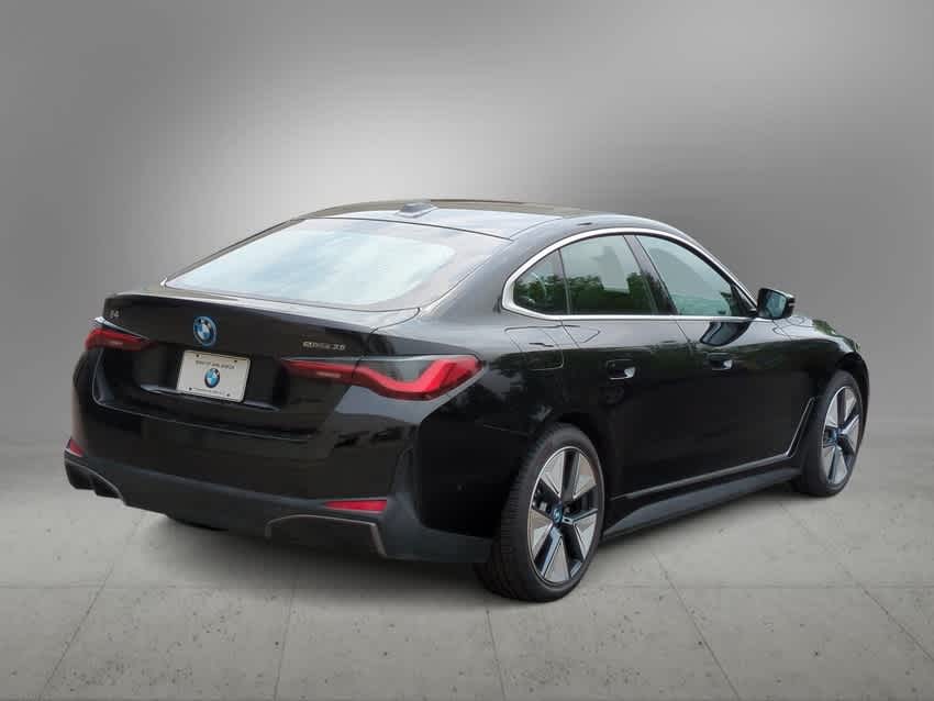 Thumbnail: 2024 BMW i4 - 8