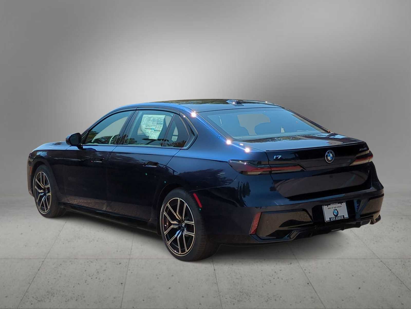 Thumbnail: 2026 BMW i7 - 6