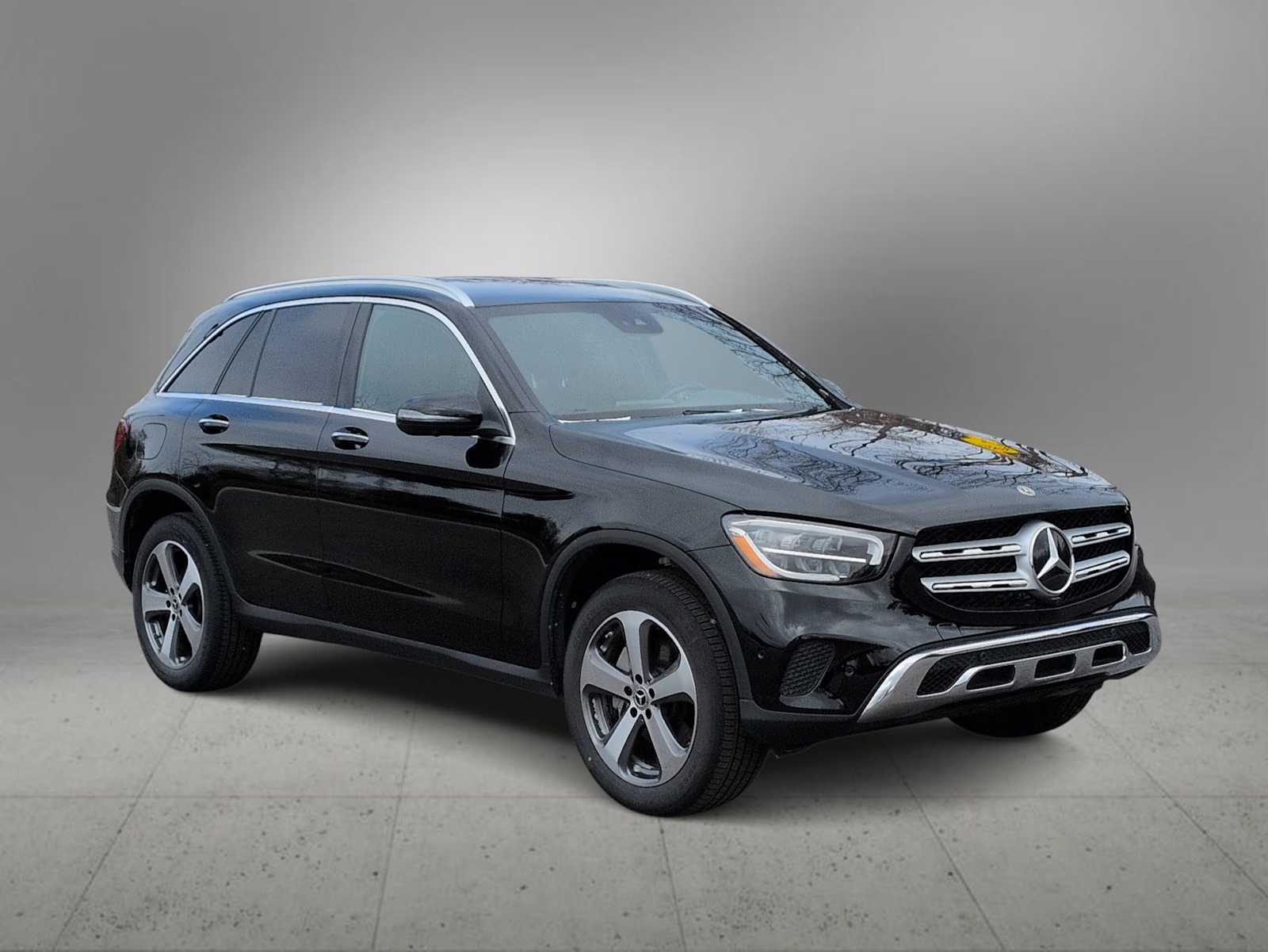 Thumbnail: 2022 Mercedes-Benz GLC - 2