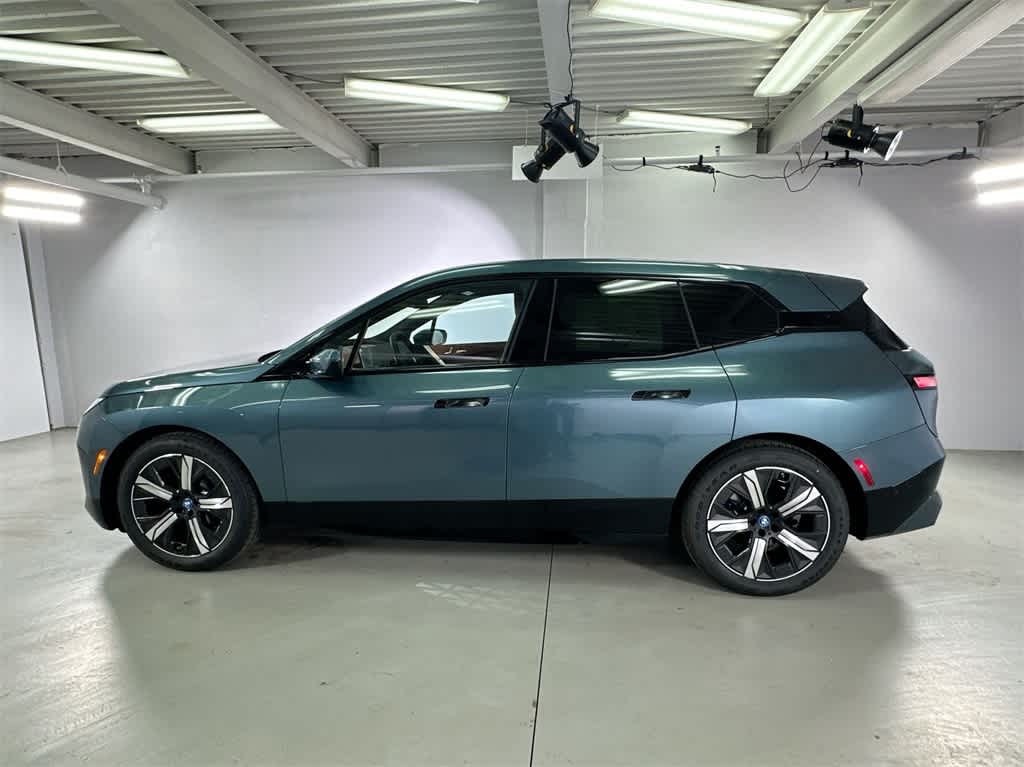 Thumbnail: 2025 BMW iX - 11