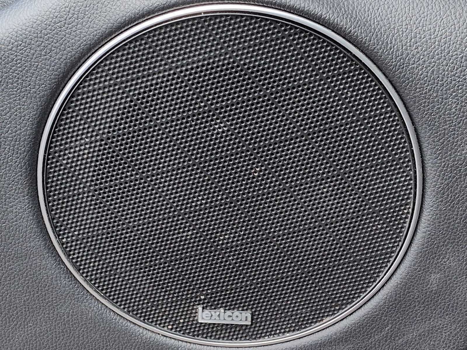 Thumbnail: 2022 Genesis GV70 - 31