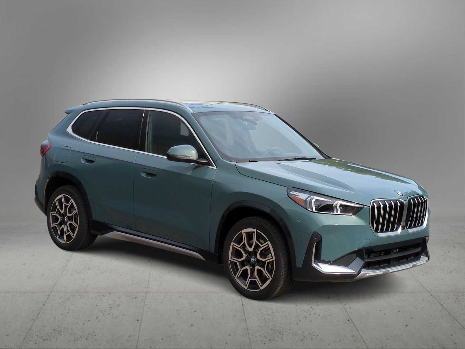 Thumbnail: 2026 BMW X1 - 2