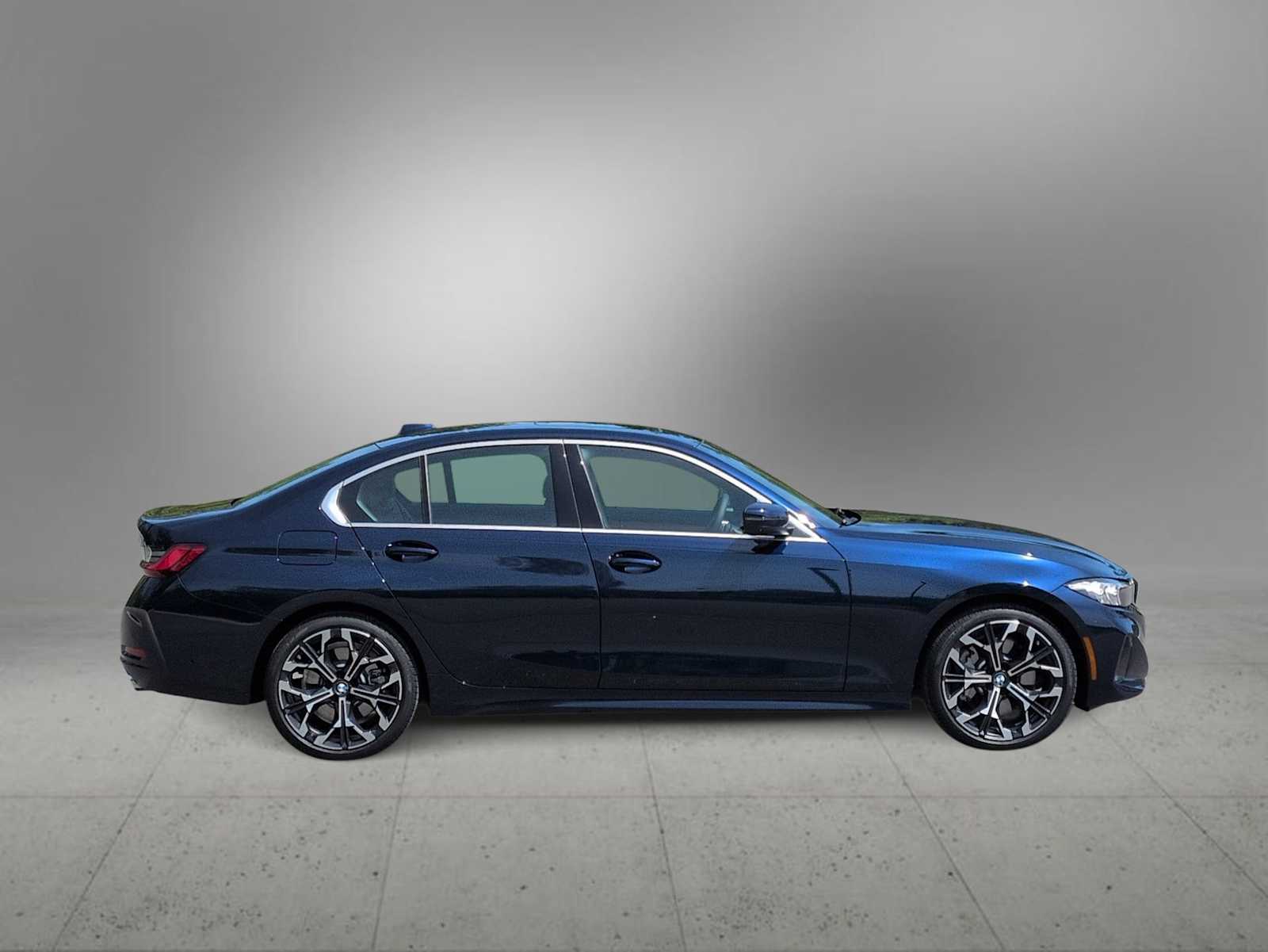 Thumbnail: 2025 BMW 3 Series - 9