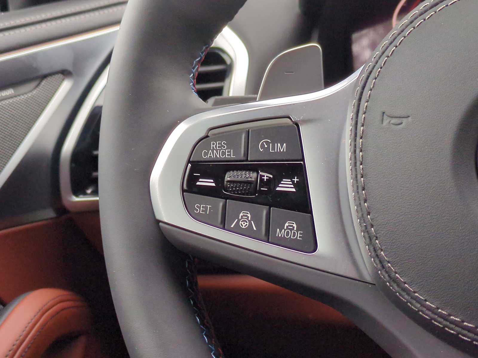 Thumbnail: 2026 BMW 8 Series - 20