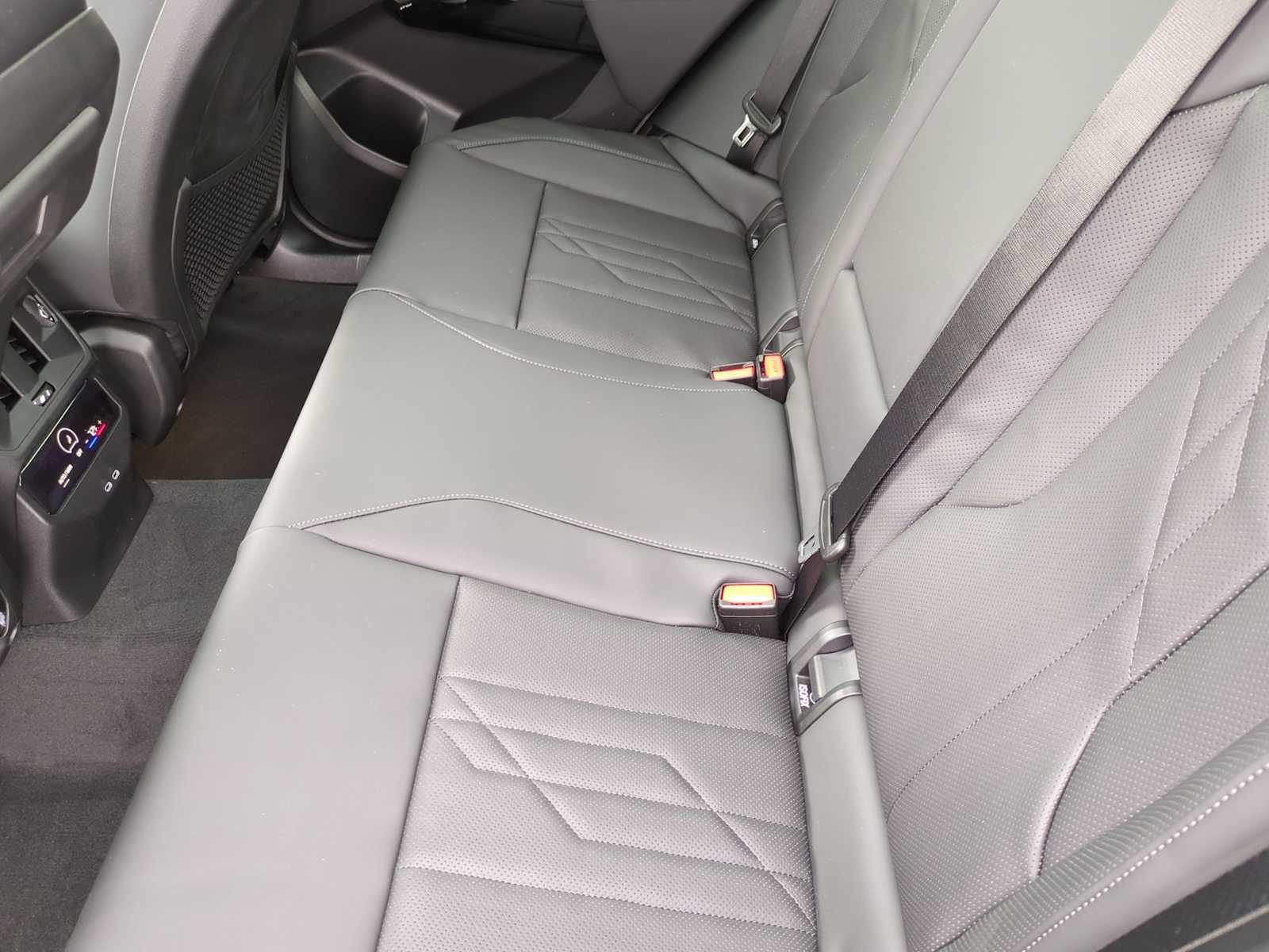 Thumbnail: 2026 BMW X3 - 20