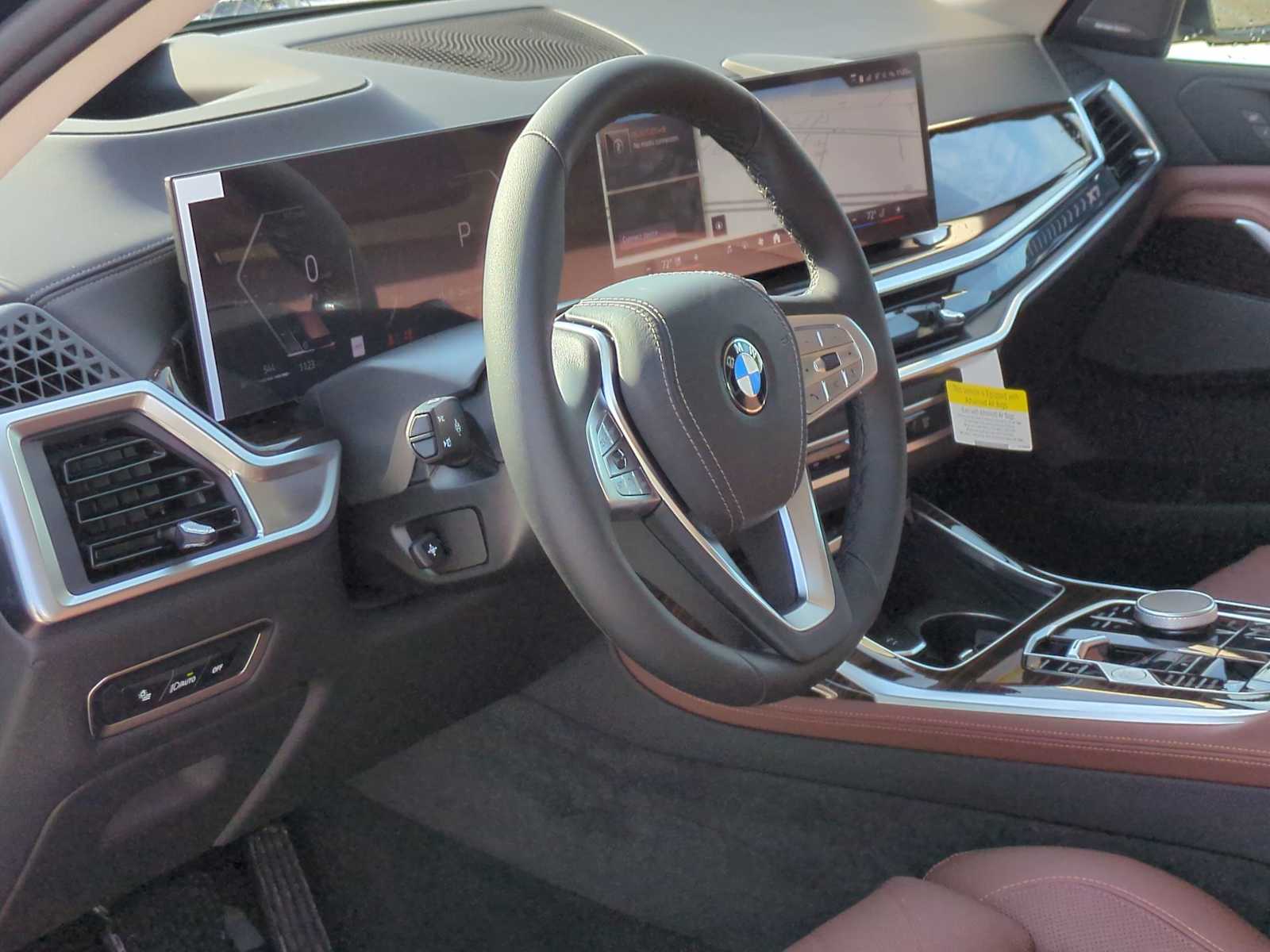 Thumbnail: 2026 BMW X7 - 10