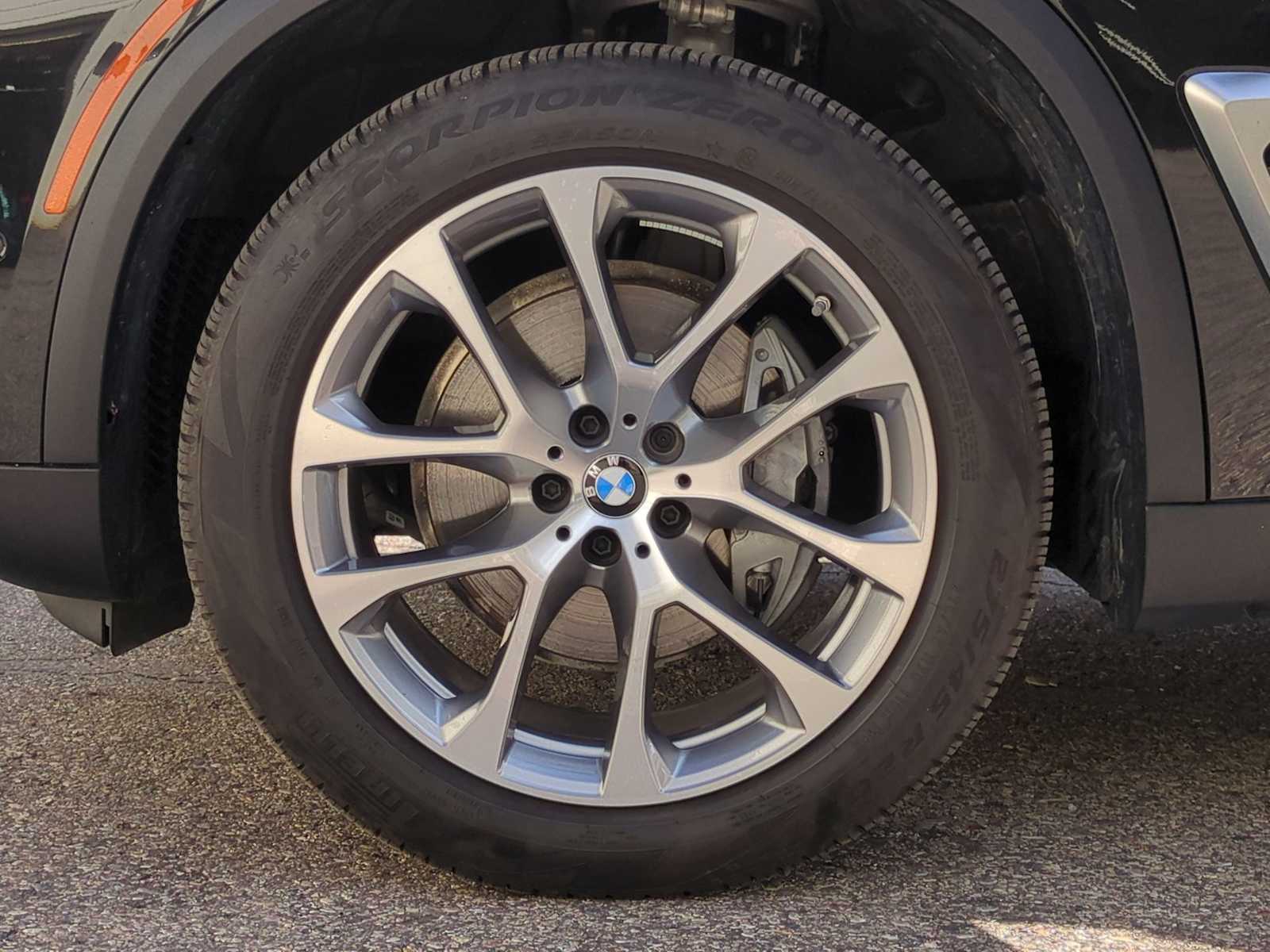 Thumbnail: 2024 BMW X5 - 14