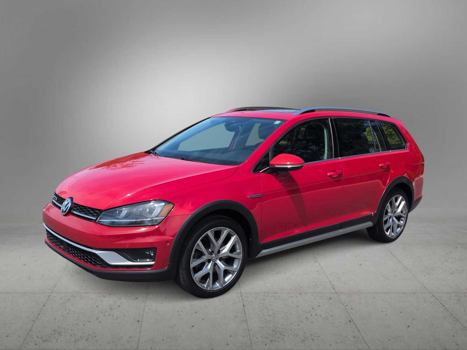 Thumbnail: 2017 Volkswagen Golf - 4