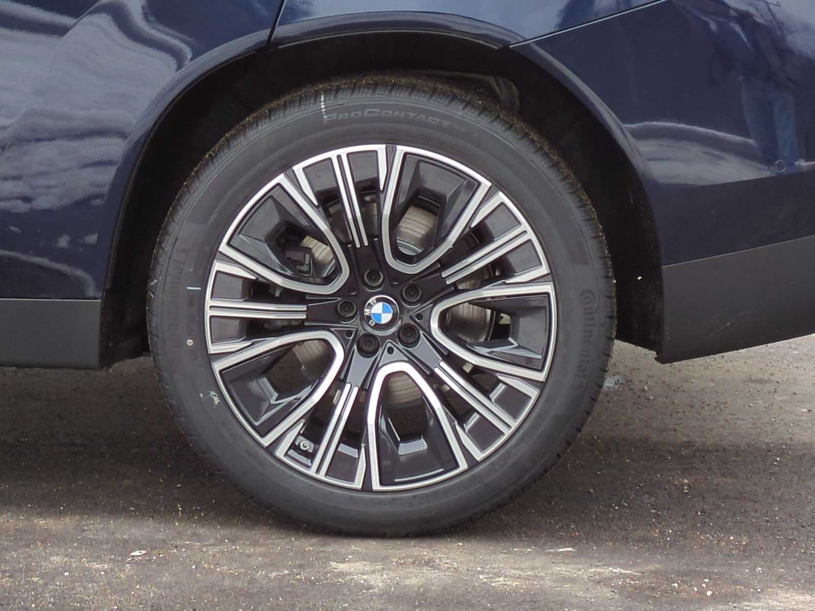 Thumbnail: 2026 BMW X3 - 13