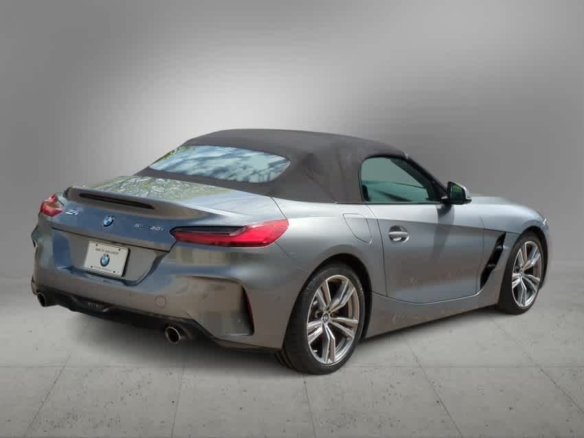 Thumbnail: 2025 BMW Z4 - 8