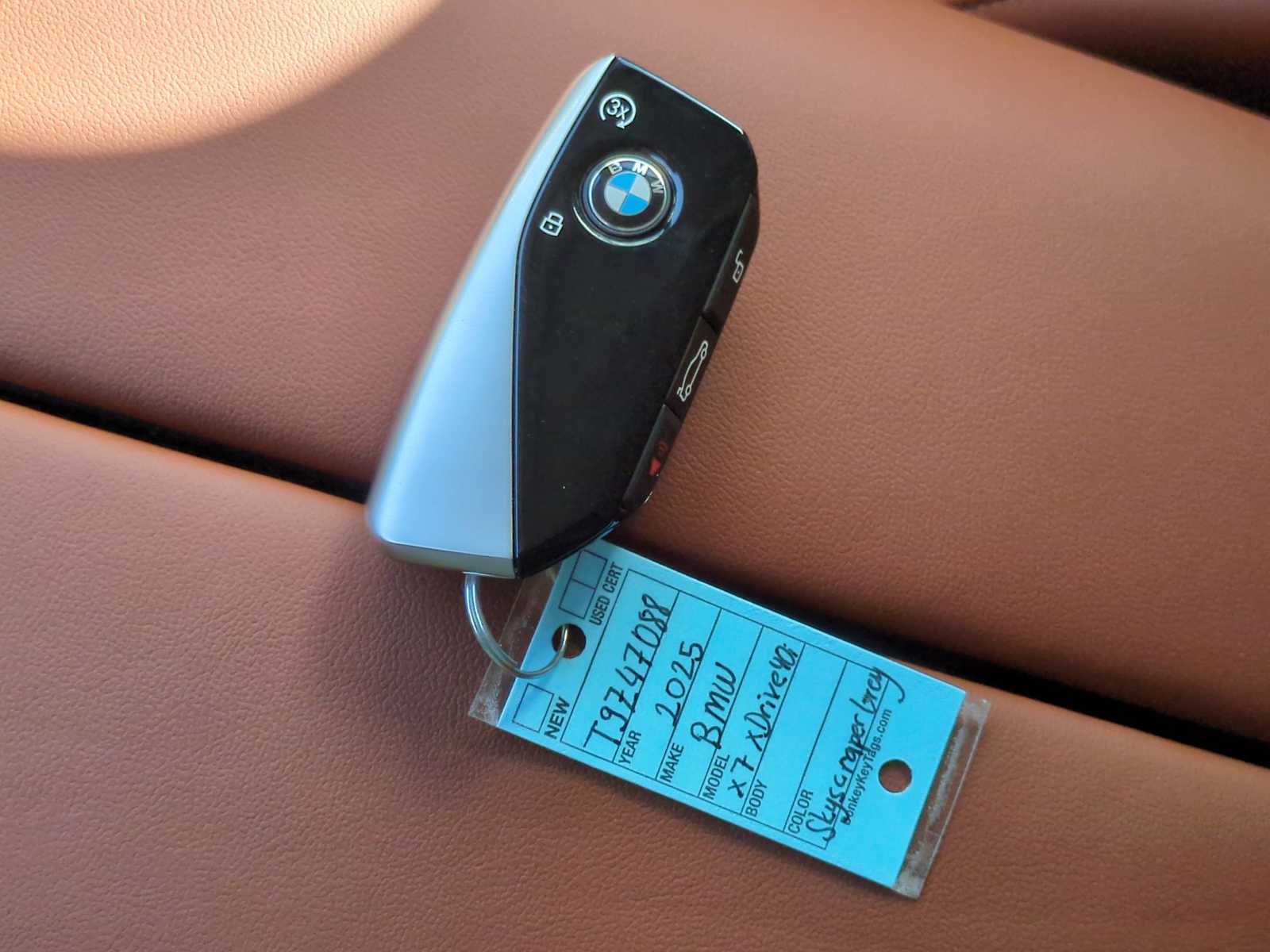 Thumbnail: 2026 BMW X7 - 37