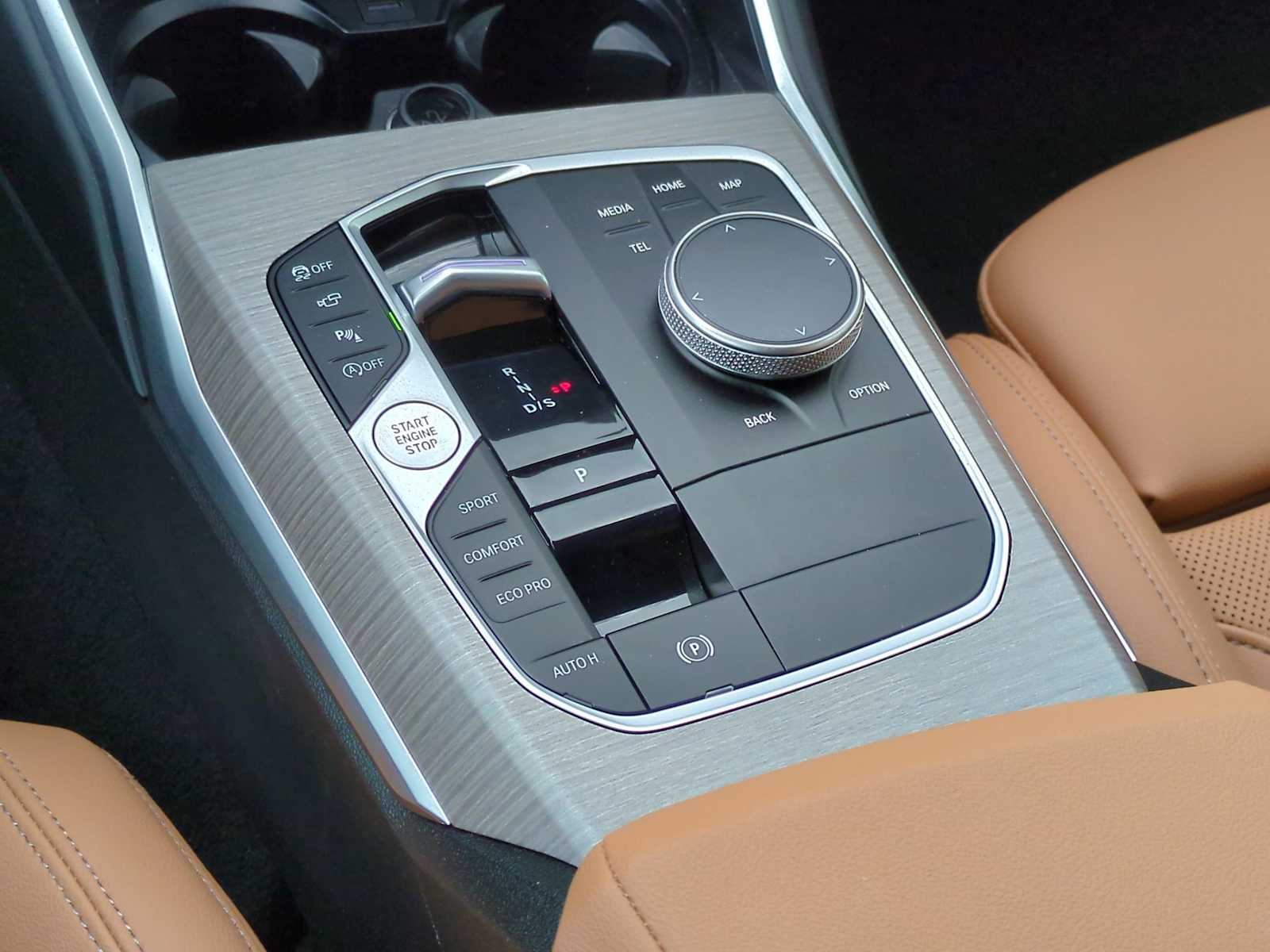 Thumbnail: 2025 BMW 3 Series - 34