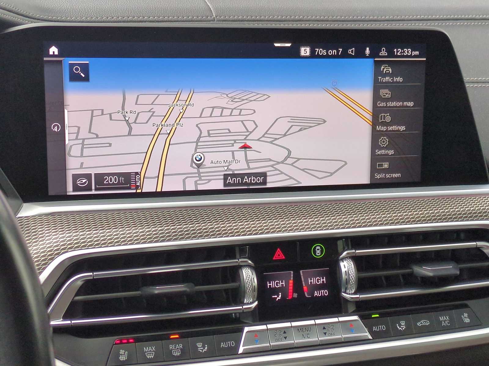 Thumbnail: 2021 BMW X6 - 30