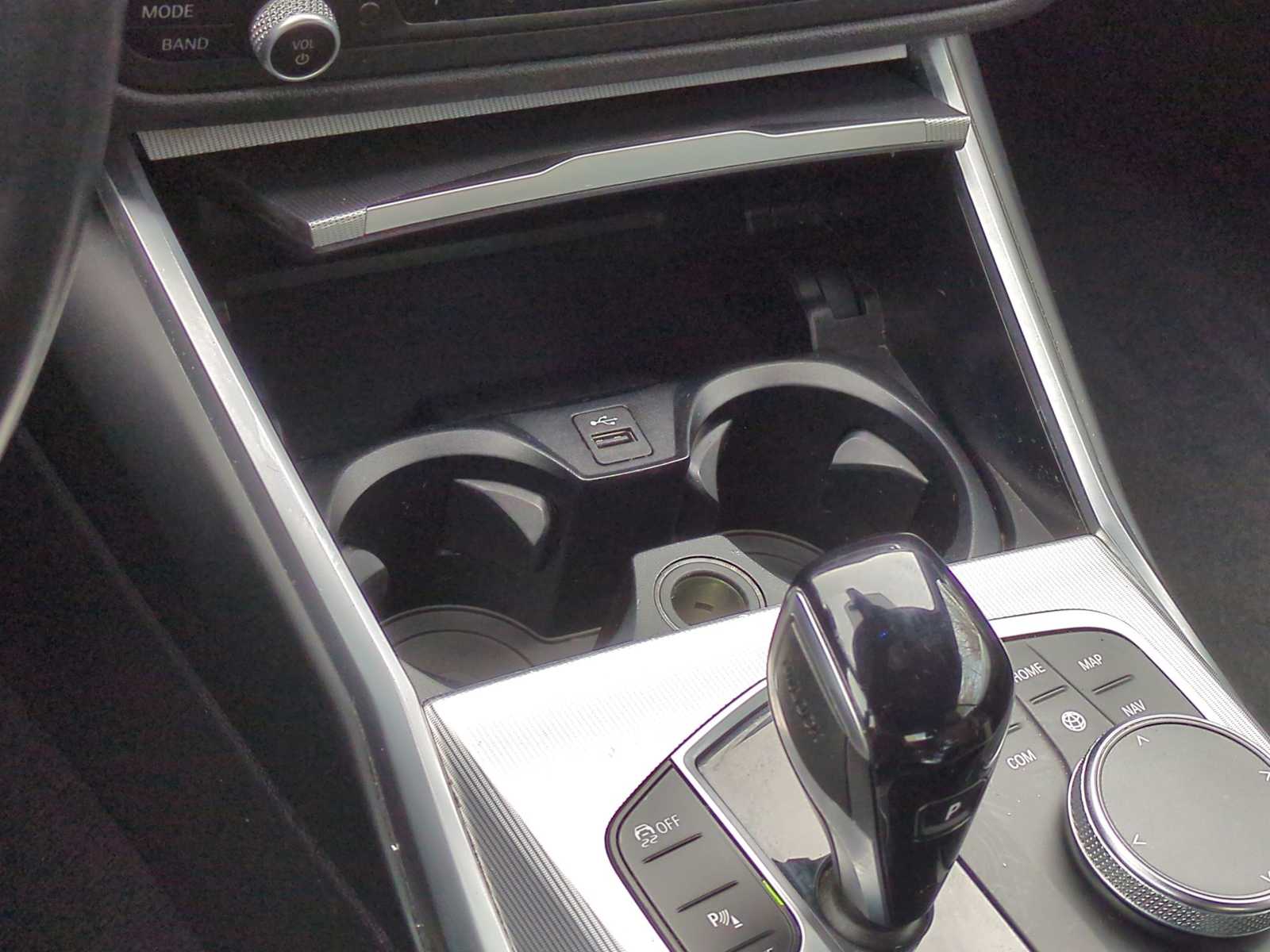 Thumbnail: 2023 BMW 4 Series - 32