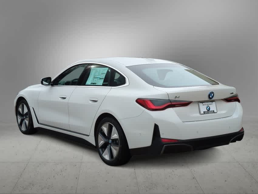 Thumbnail: 2025 BMW i4 - 6