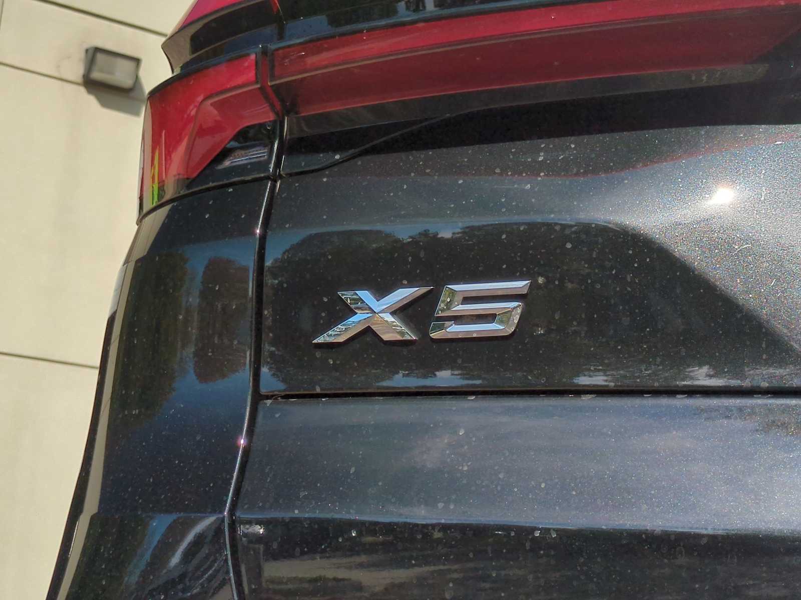 Thumbnail: 2026 BMW X5 - 13