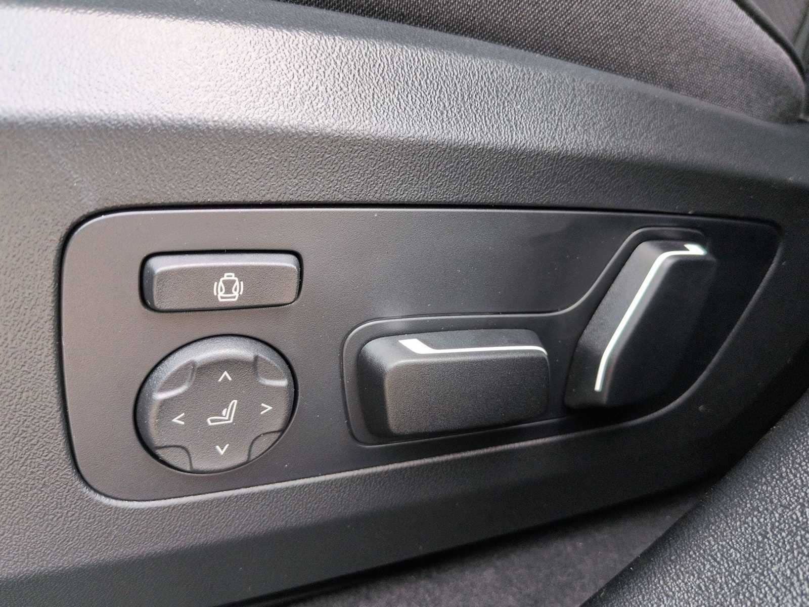 Thumbnail: 2026 BMW X3 - 17