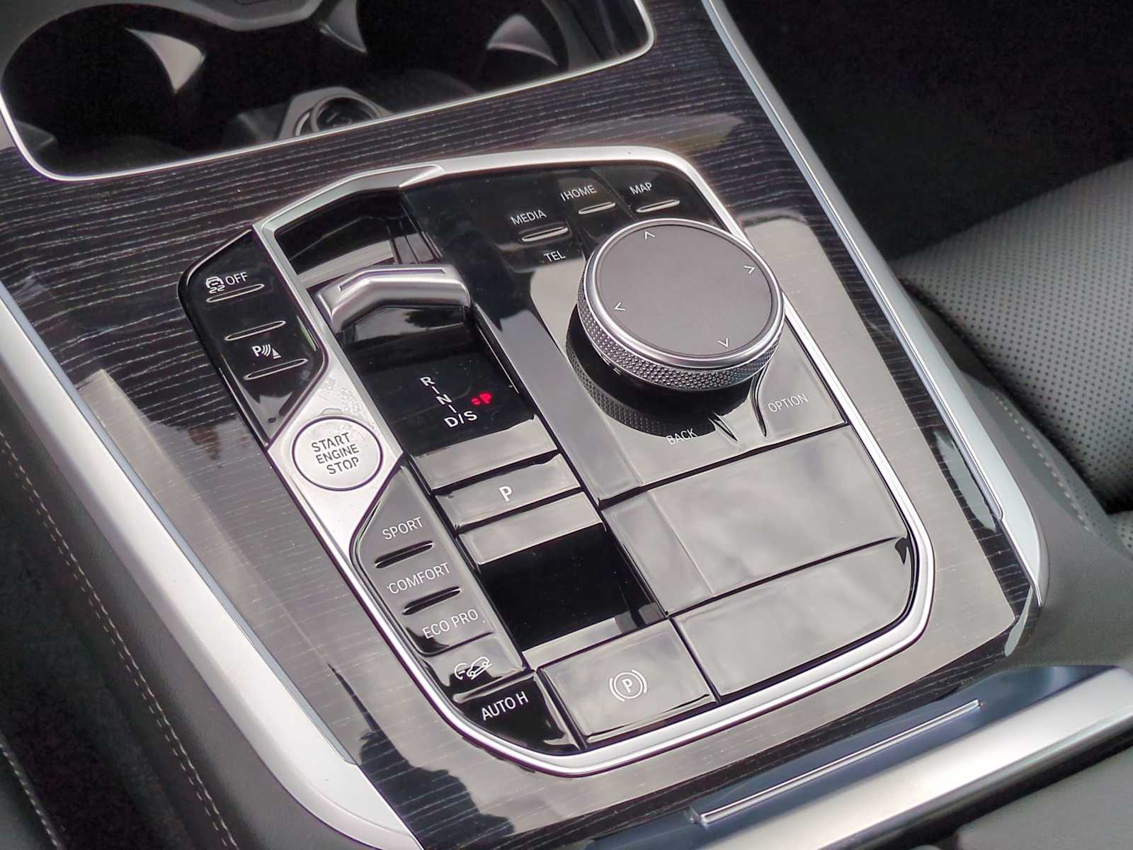 Thumbnail: 2026 BMW X5 - 33