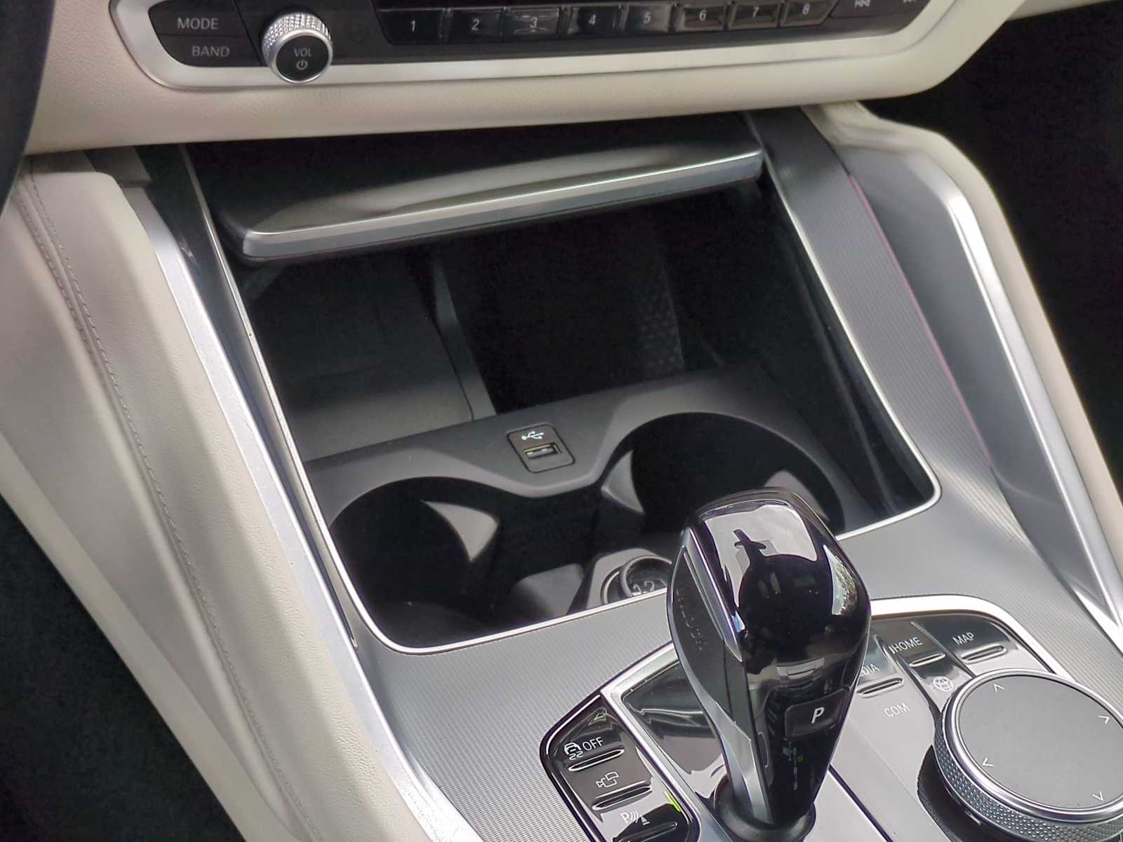 Thumbnail: 2023 BMW X6 - 33