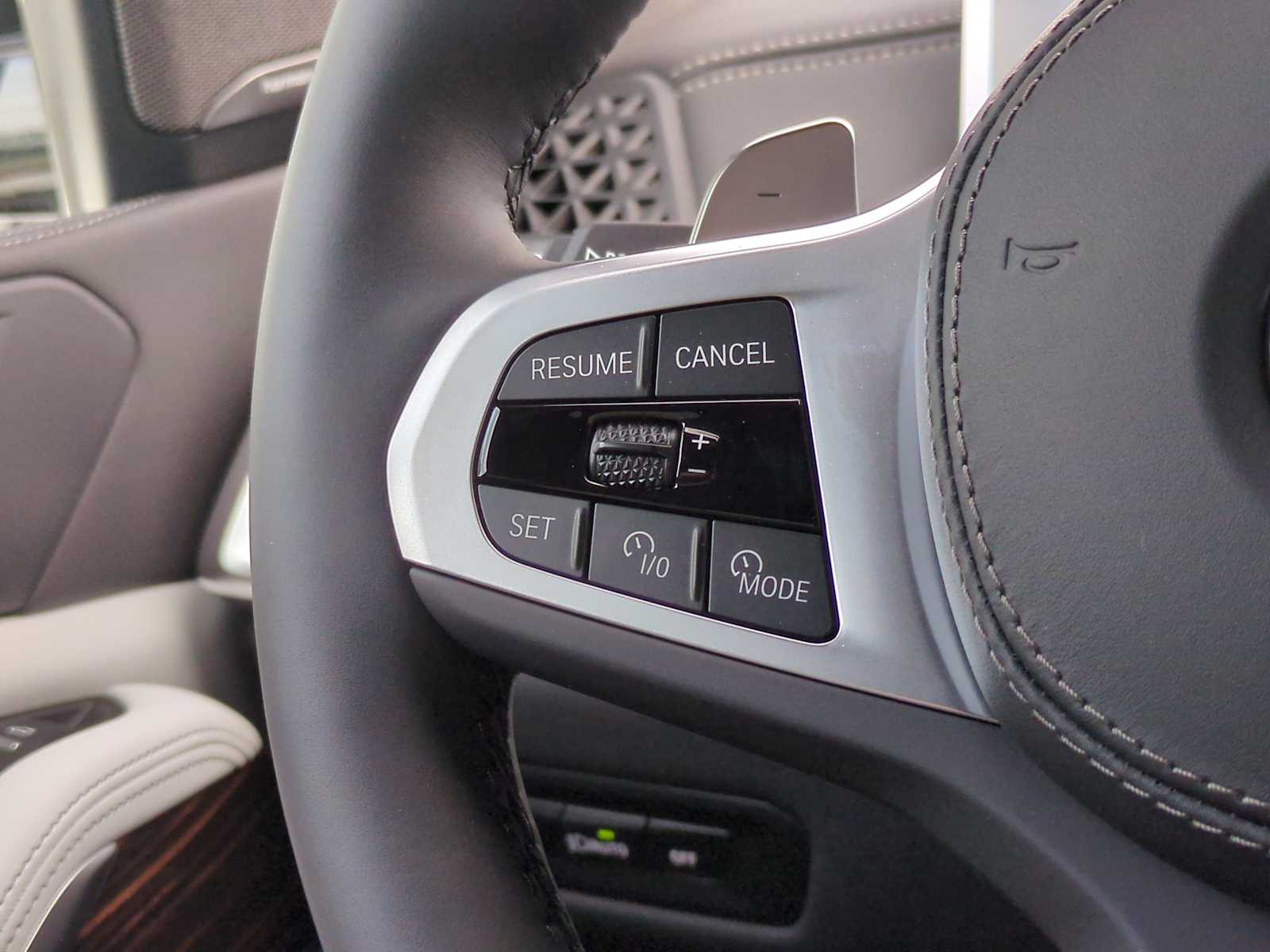 Thumbnail: 2026 BMW X5 - 25