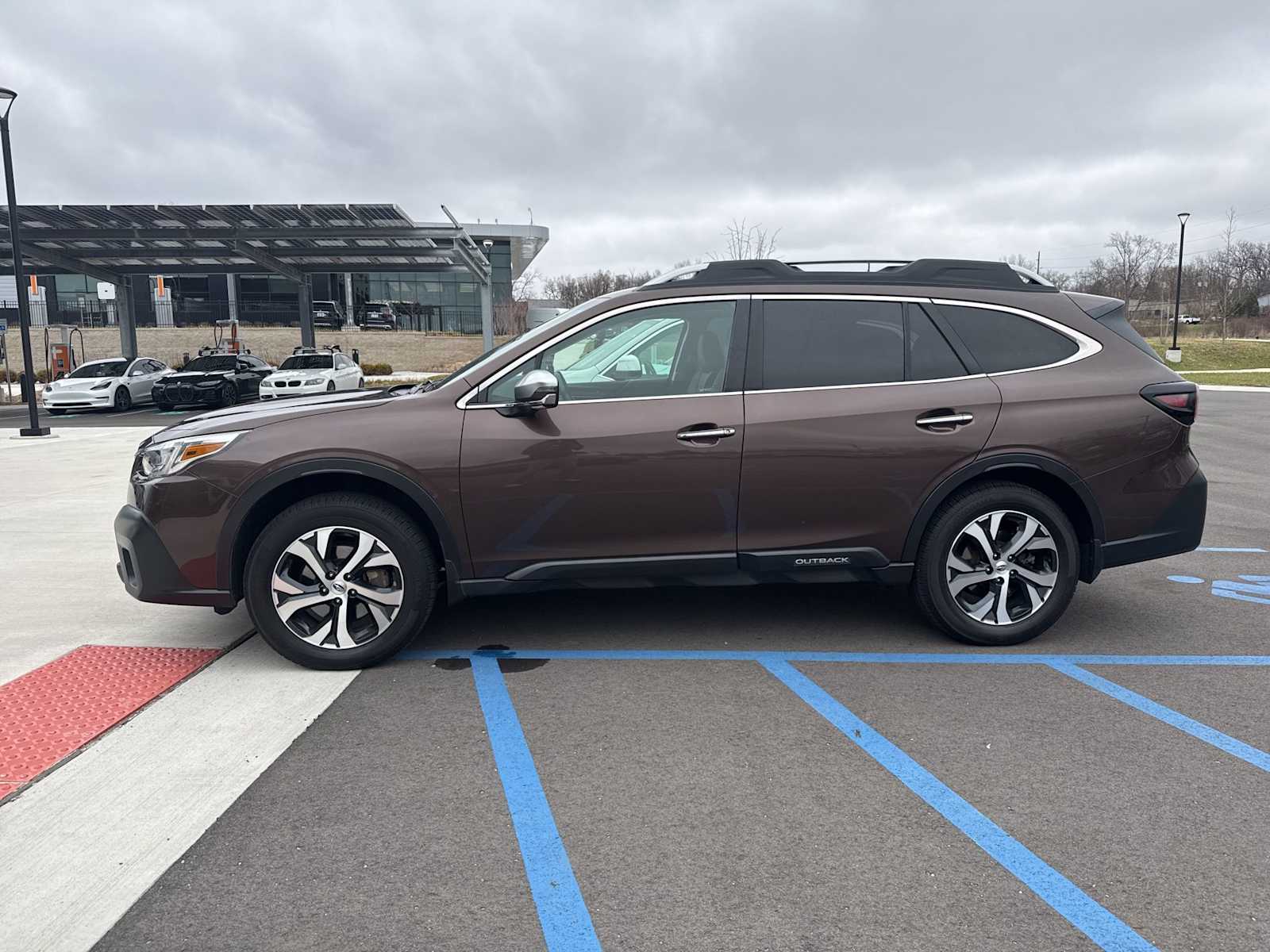 Thumbnail: 2022 Subaru Outback - 4